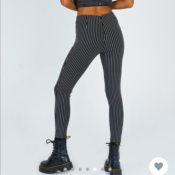 Never worn princess Polly pants - Picture 2 of 2